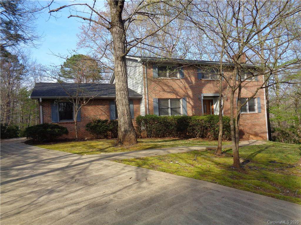 82 Pinecrest Drive - Photo 1 82 Pinecrest Drive - Photo 1
