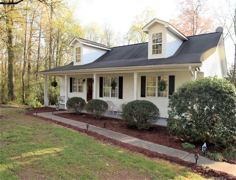 1007 Forest Drive - Photo 1 1007 Forest Drive - Photo 1