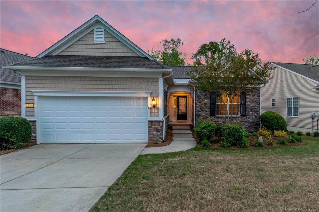 15304 Legend Oaks Court - Photo 1