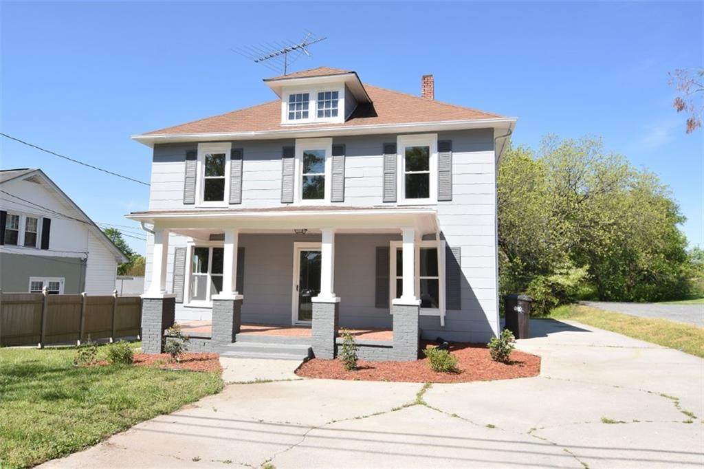 821 Malcolm Boulevard - Photo 1 821 Malcolm Boulevard - Photo 1