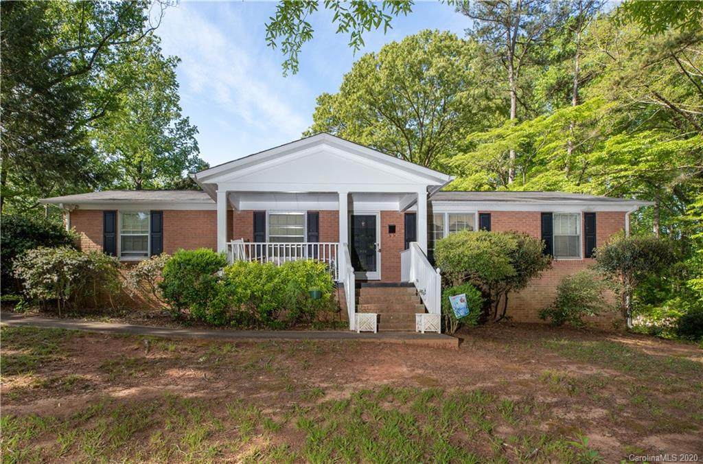 214 Springdale Drive - Photo 1