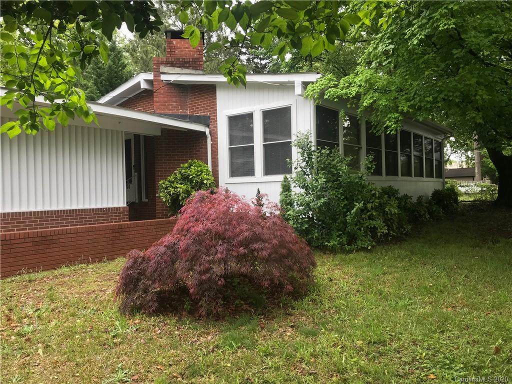 3700 Castlerock Drive - Photo 1 3700 Castlerock Drive - Photo 1