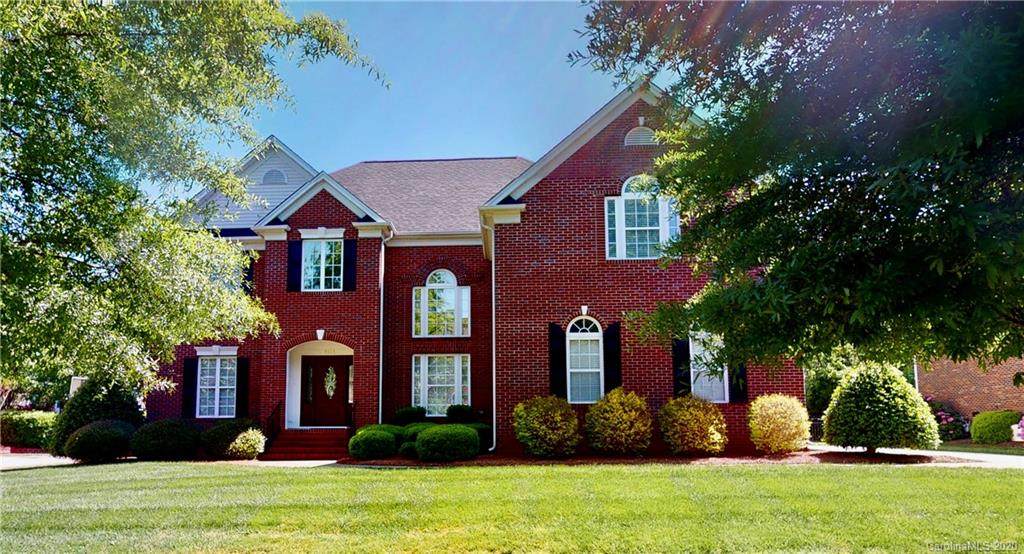 7615 Aldbury Lane - Photo 1