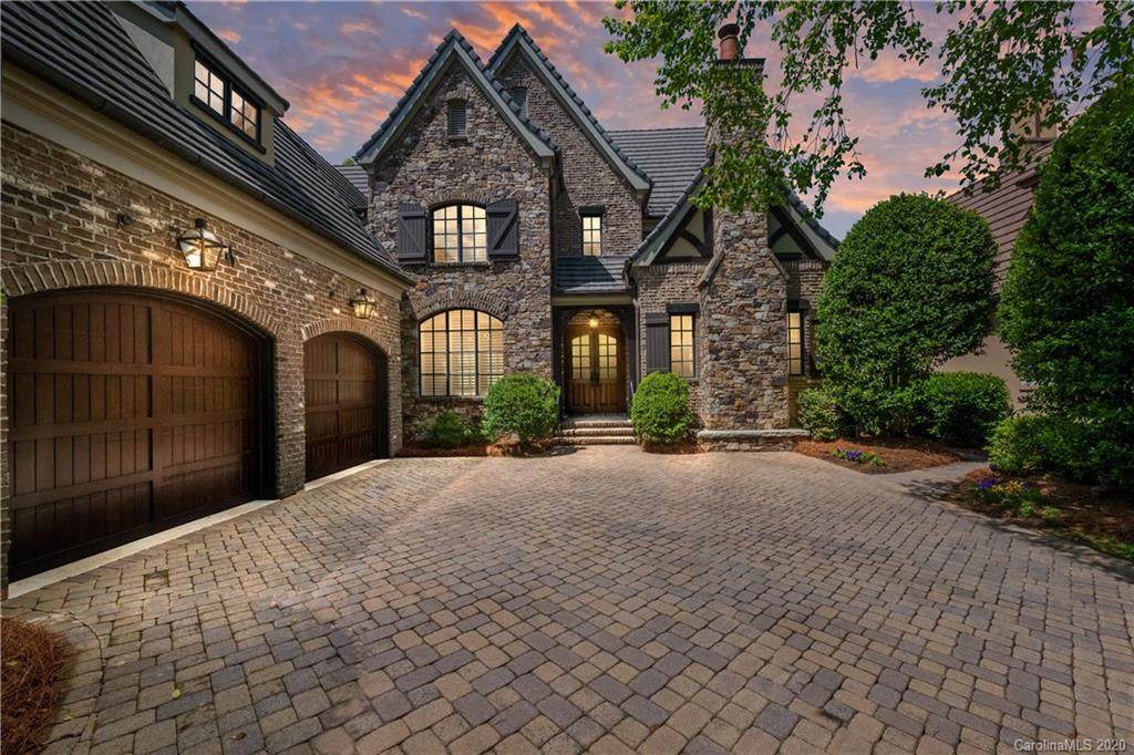 302 Royal Crescent Lane - Photo 1