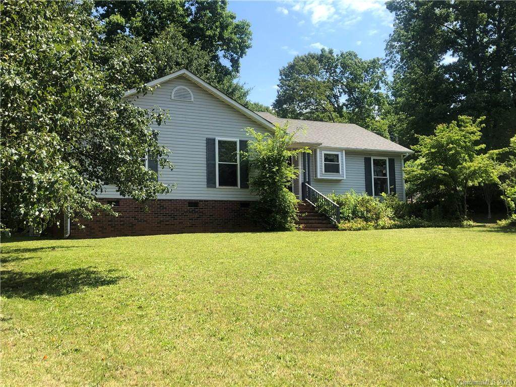 4571 Huntington Drive - Photo 1