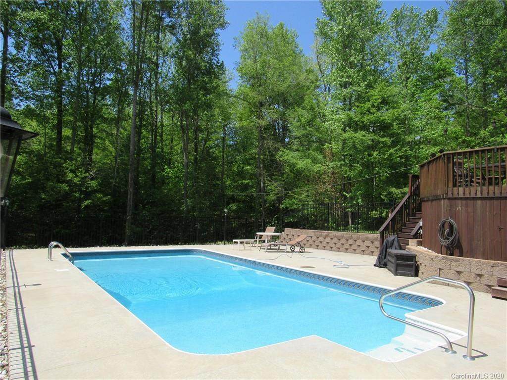 405 Front Ridge Circle - Photo 1