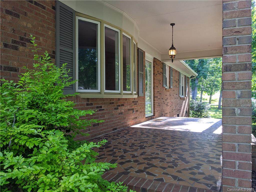1818 Arden Drive - Photo 1 1818 Arden Drive - Photo 1