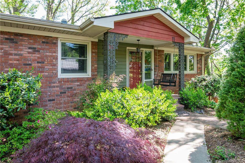11 Deerview Lane - Photo 1 11 Deerview Lane - Photo 1