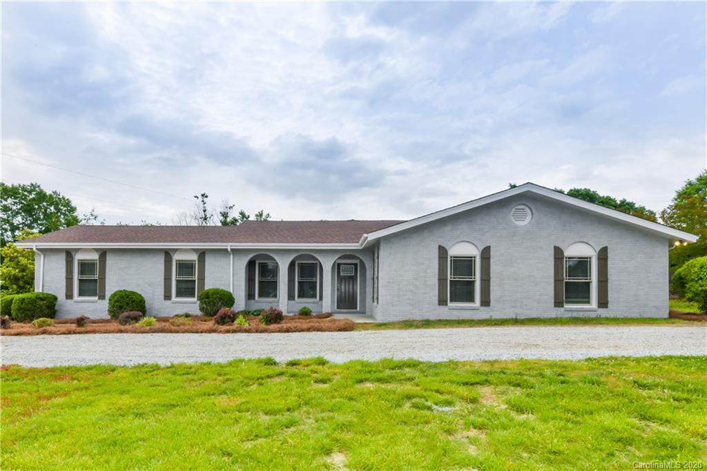 3006 James Hamilton Road - Photo 1 3006 James Hamilton Road - Photo 1