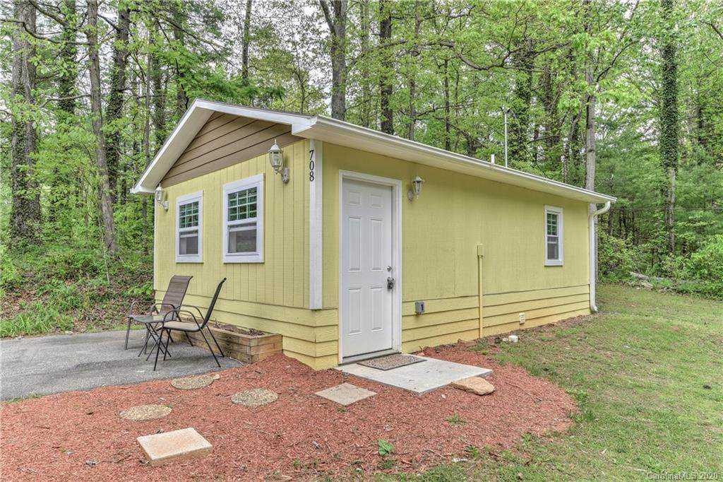 708 Bryan Avenue - Photo 1 708 Bryan Avenue - Photo 1