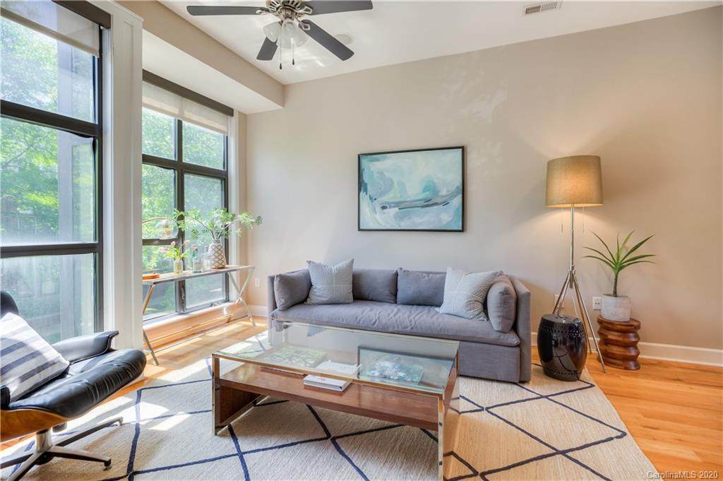 635 10th Street - Photo 1