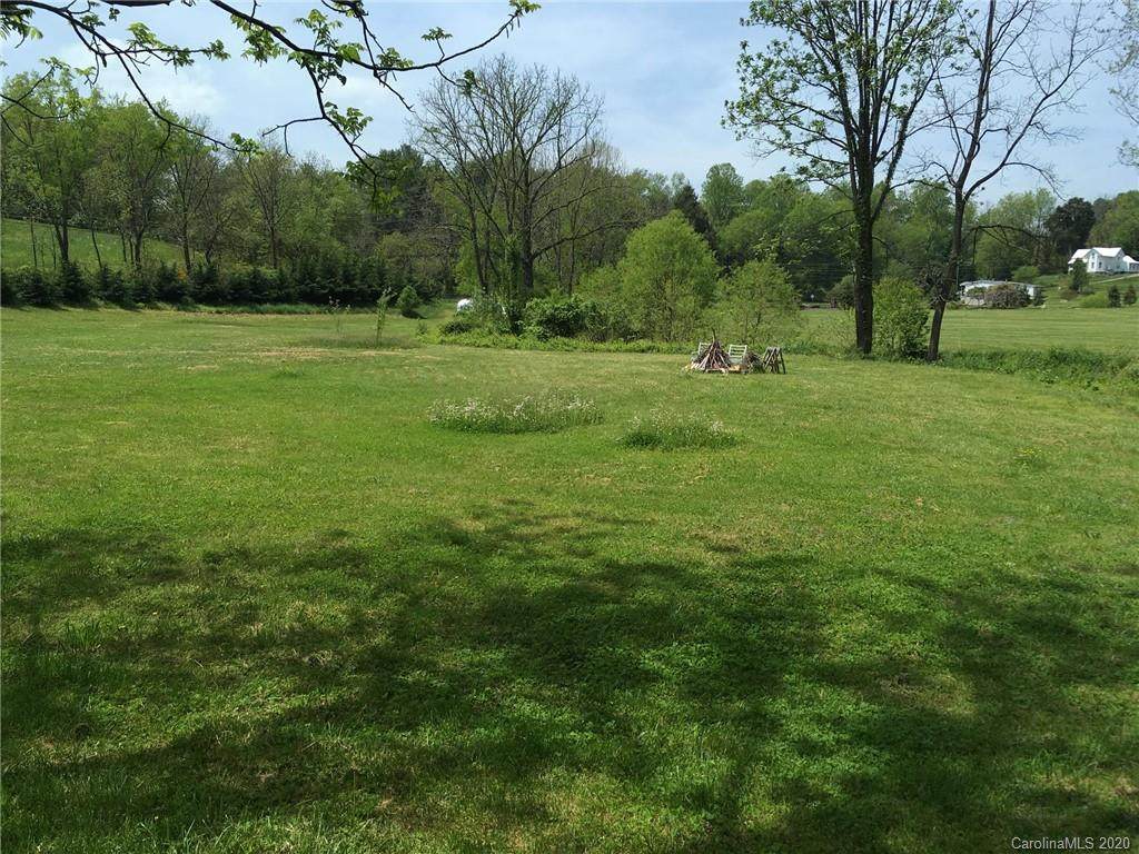 895 Old Leicester Highway - Photo 1