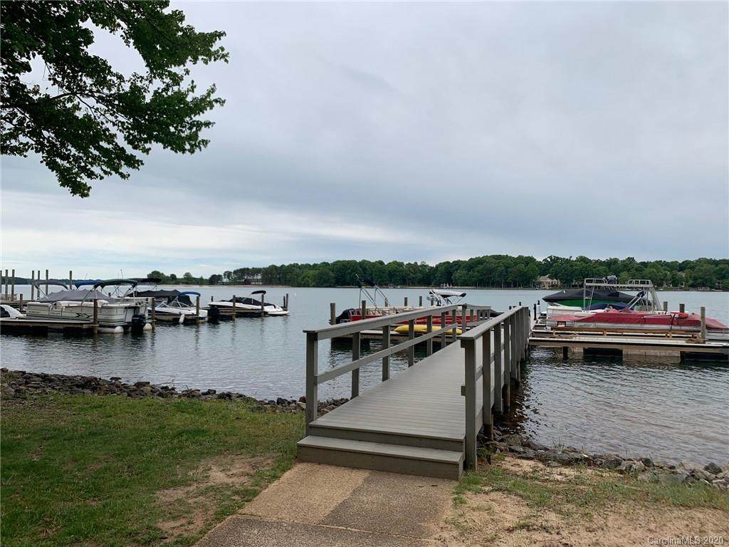 294 Yacht Road - Photo 1 294 Yacht Road - Photo 1
