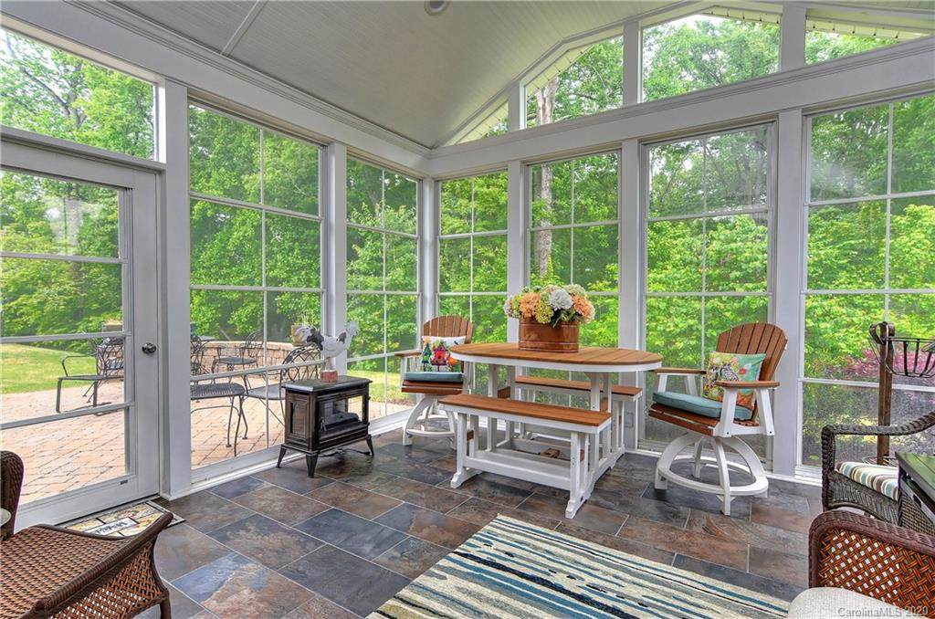 8016 Celtic Lane - Photo 1 8016 Celtic Lane - Photo 1