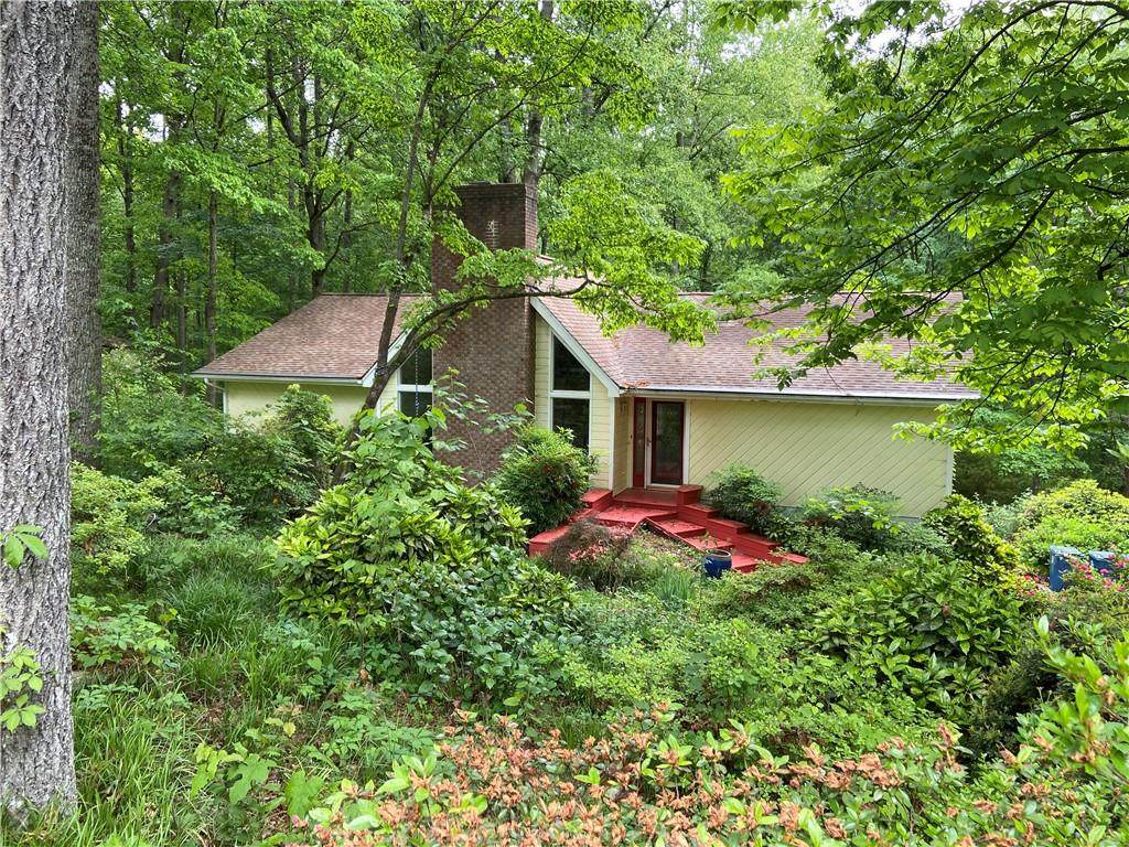 1496 Fairway Drive - Photo 1 1496 Fairway Drive - Photo 1