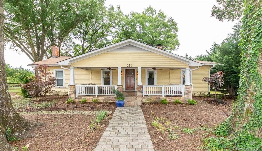 211 Baucom Deese Road - Photo 1 211 Baucom Deese Road - Photo 1