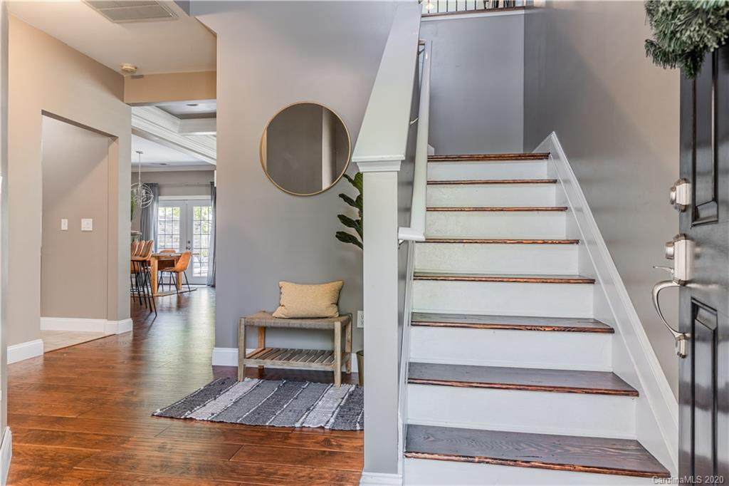 1059 Mountain Laurel Court - Photo 1 1059 Mountain Laurel Court - Photo 1