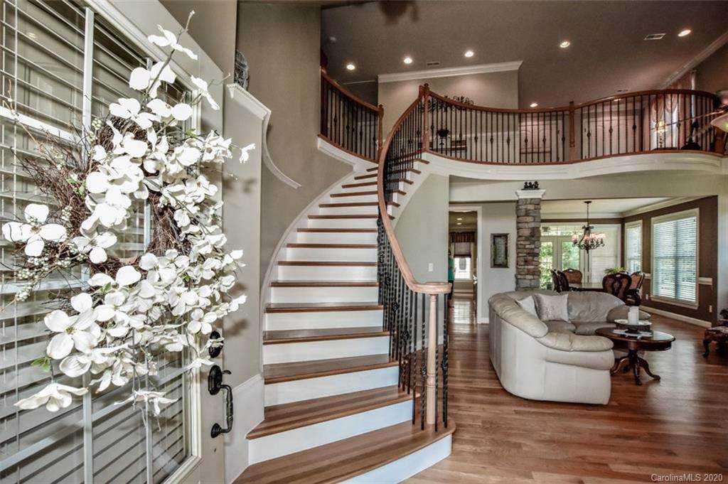 2479 Stoneview Court - Photo 1
