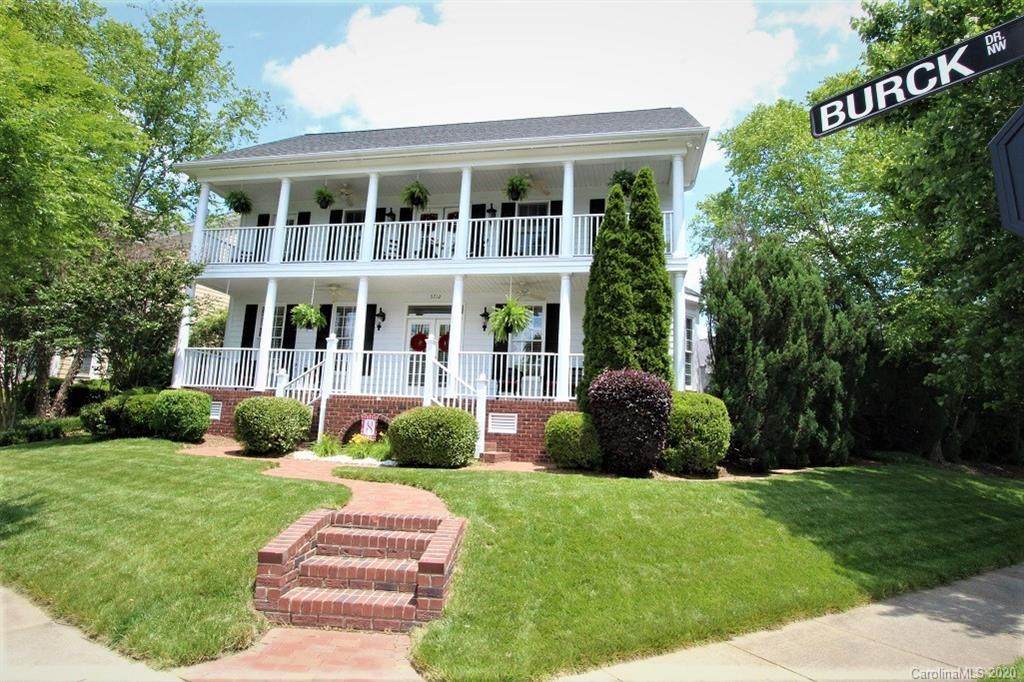 5712 Burck Drive - Photo 1