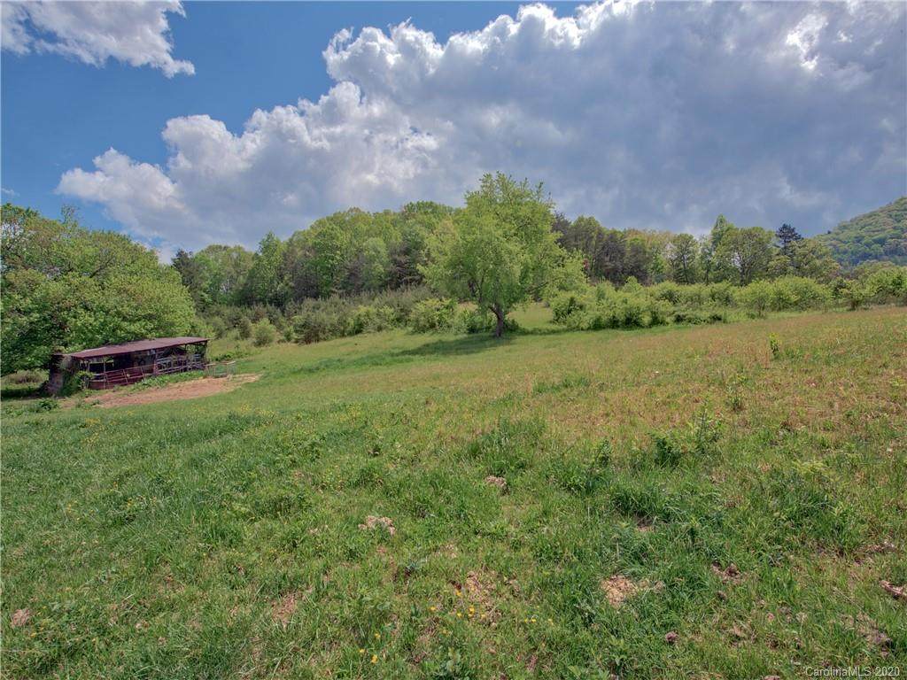 000 Ramble Lane - Photo 1