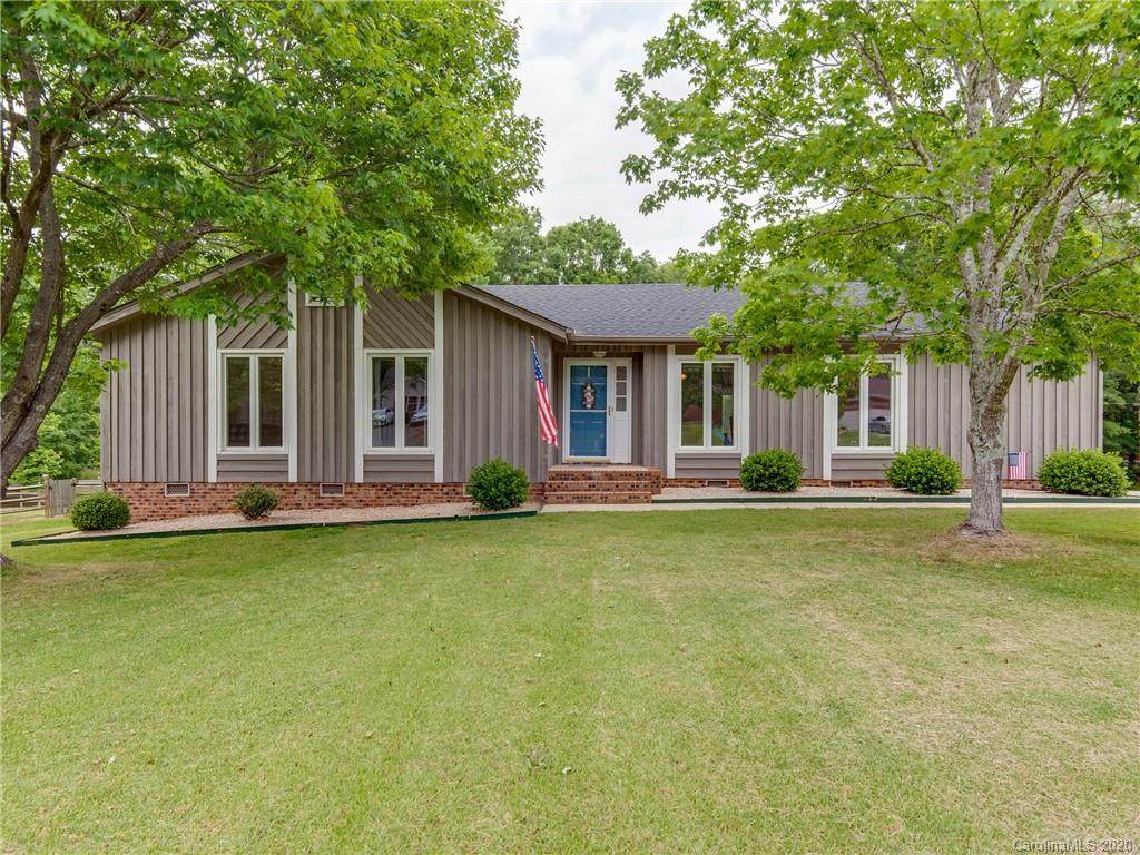 1816 Winfield Drive - Photo 1 1816 Winfield Drive - Photo 1