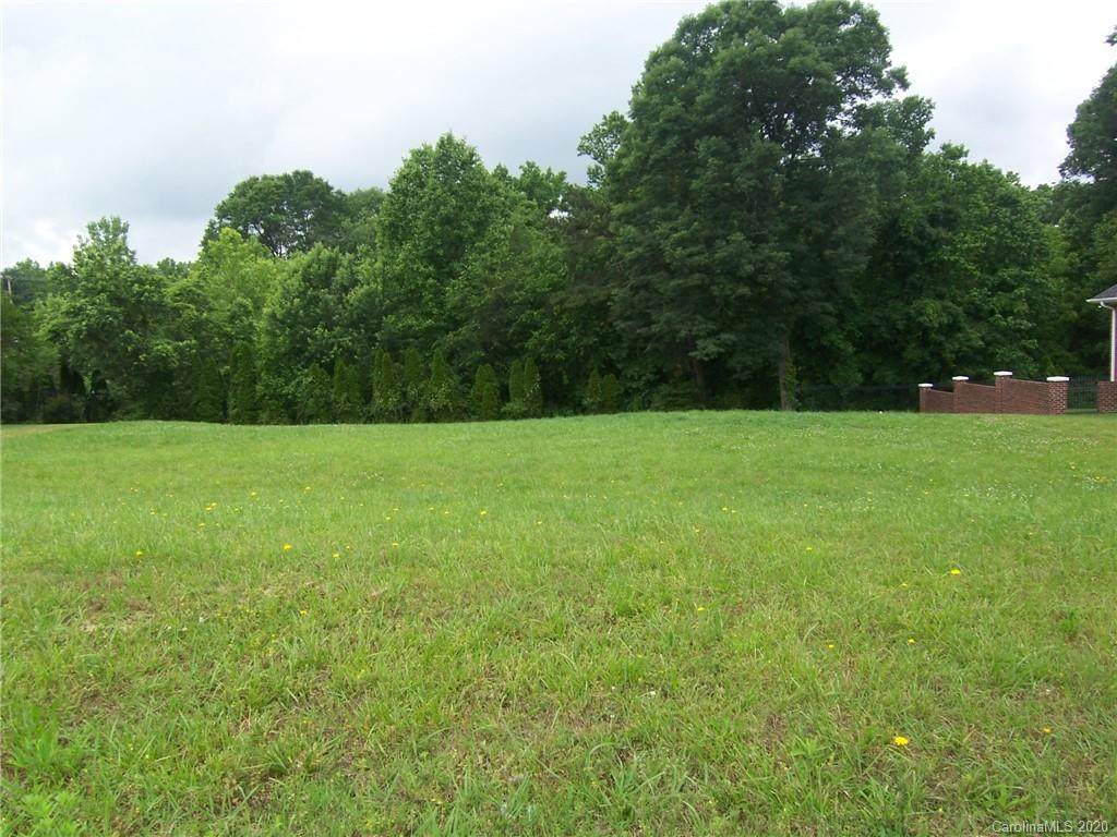 119 Victoria Park Drive - Photo 1
