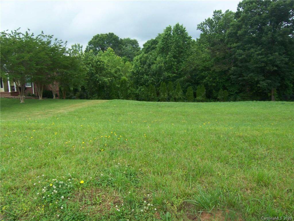 117 Victoria Park Drive - Photo 1