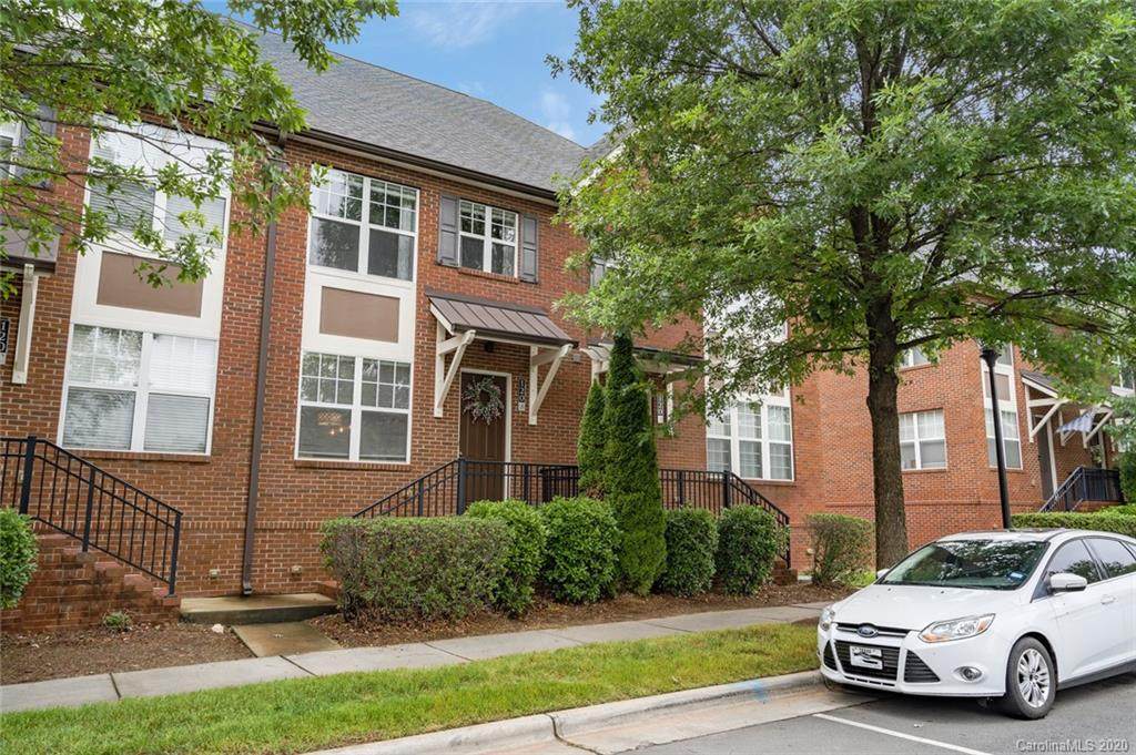 120 Steinbeck Way - Photo 1 120 Steinbeck Way - Photo 1