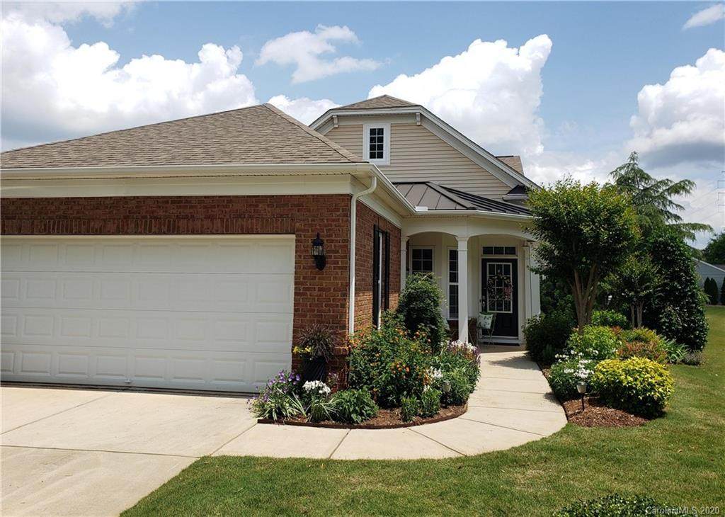 5016 Everglades Court - Photo 1