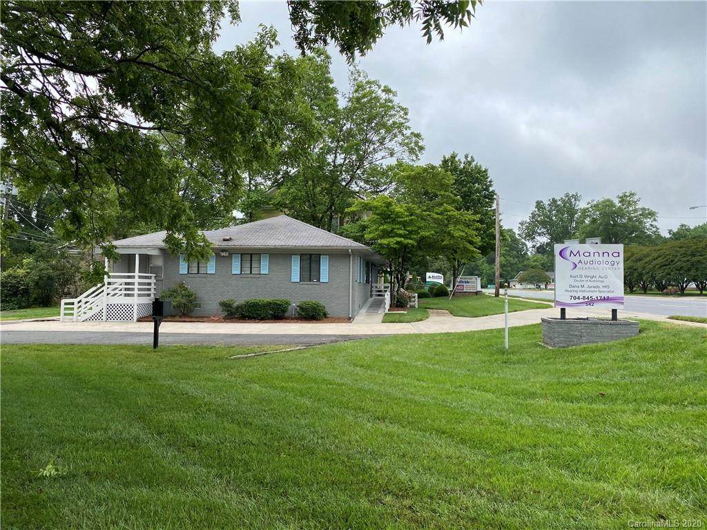 542 John Street - Photo 1