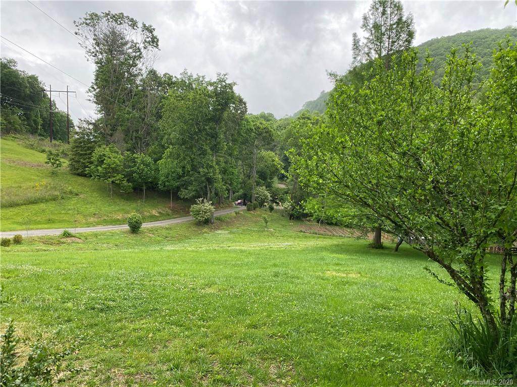 202 Gashes Creek Road - Photo 1