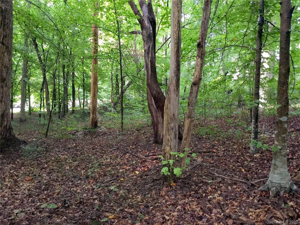 428 Westchester Road - Photo 1