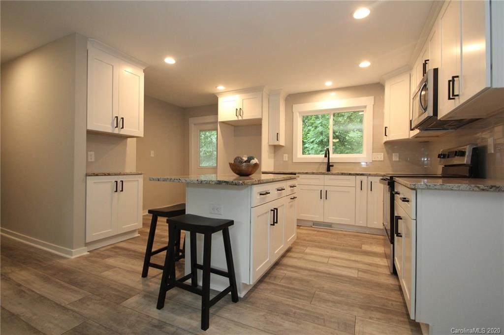 312 Glenrock Drive - Photo 1
