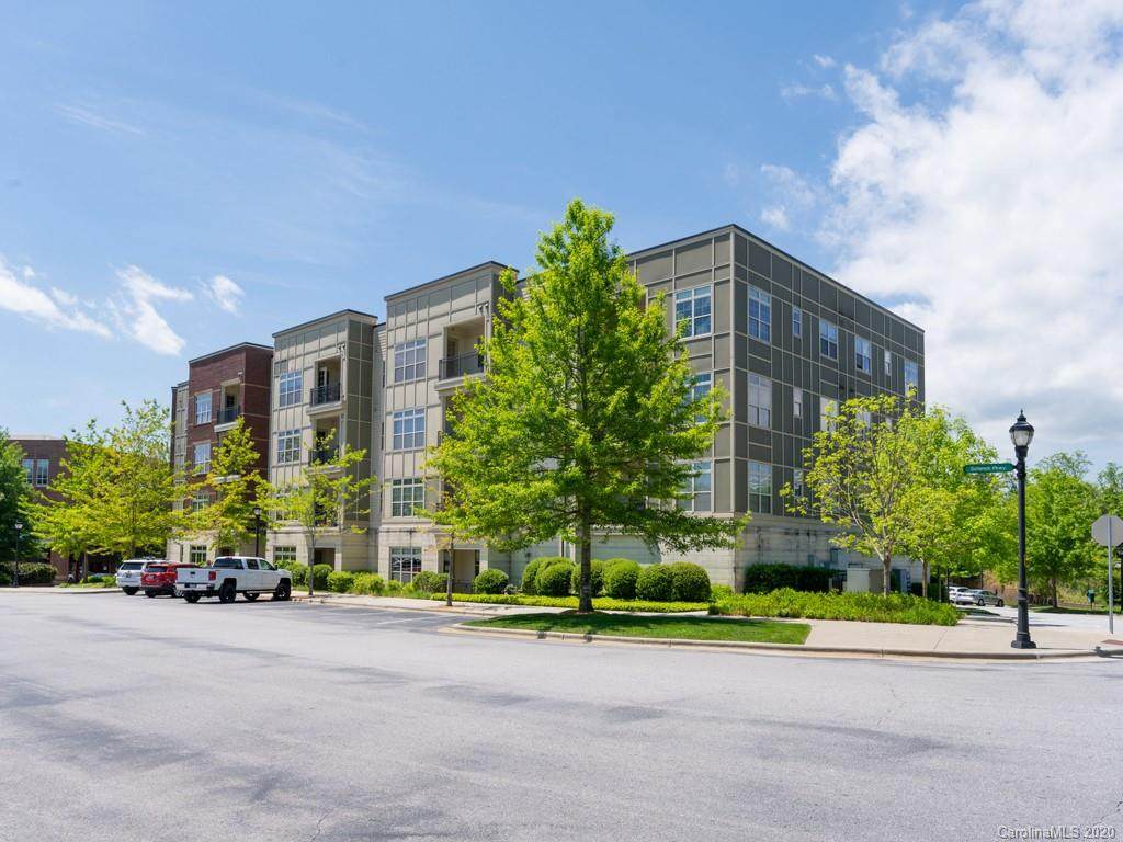 42 Schenck Parkway - Photo 1