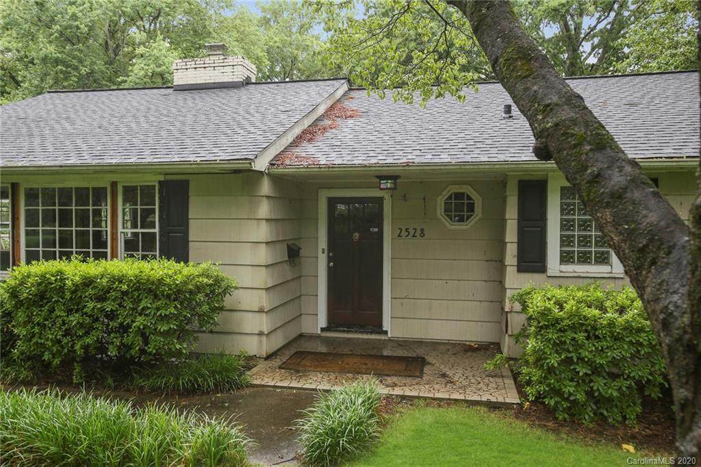 2528 Providence Road - Photo 1