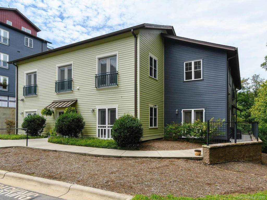 600 Skyloft Drive - Photo 1