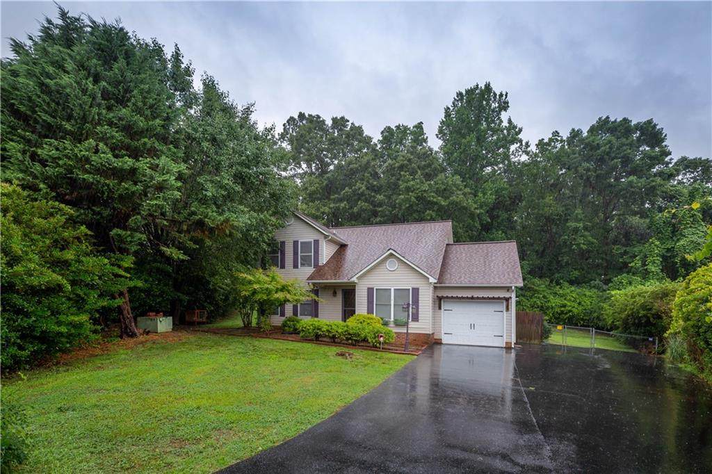 2898 Sir Charles Court - Photo 1