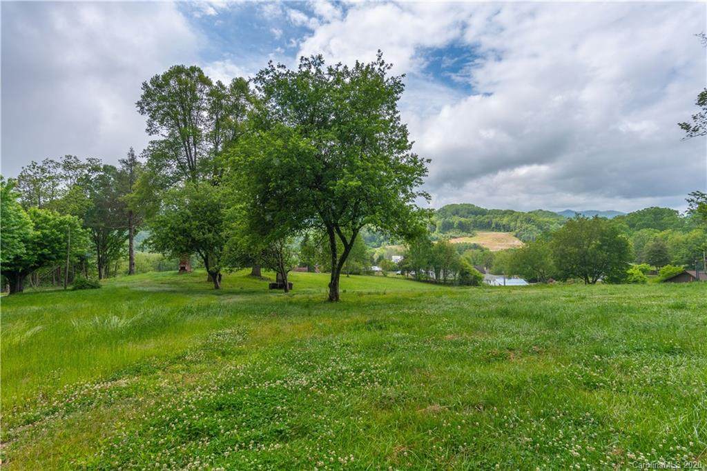 233 Long View Drive - Photo 1