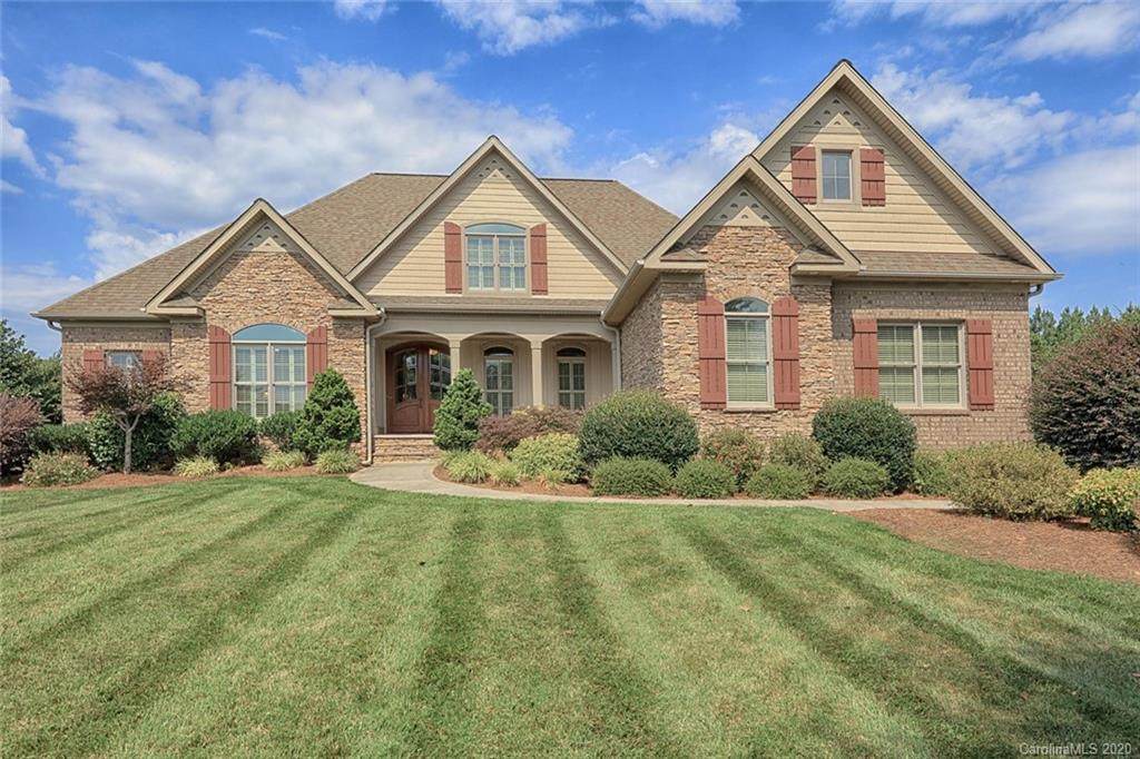 230 Hicks Creek Road - Photo 1
