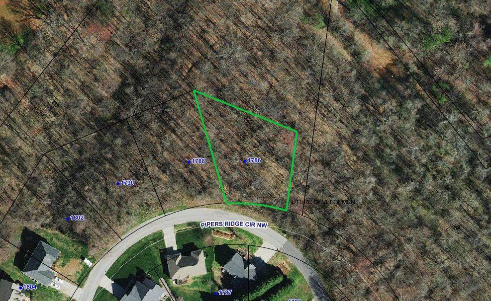 1786 Pipers Ridge Circle - Photo 1