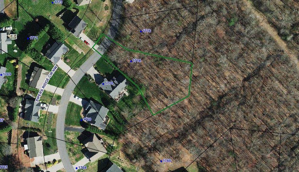 1774 Pipers Ridge Circle - Photo 1
