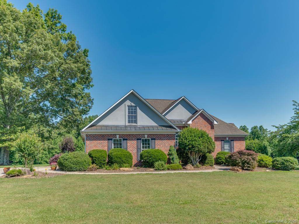 298 Green Fields Lane - Photo 1