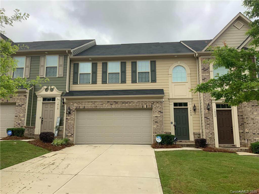 1606 Fleetwood Drive - Photo 1