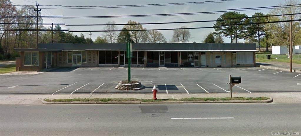 2813 Lowell Road - Photo 1