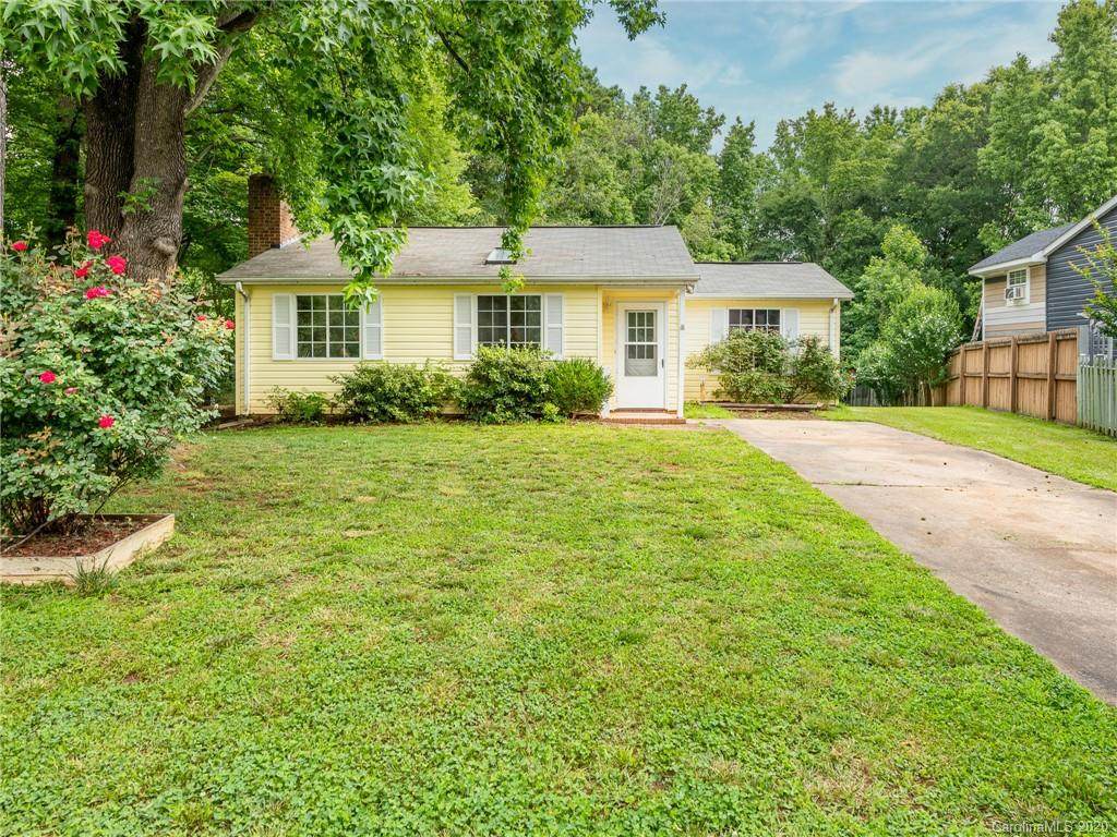 8001 Walnut Creek Lane - Photo 1