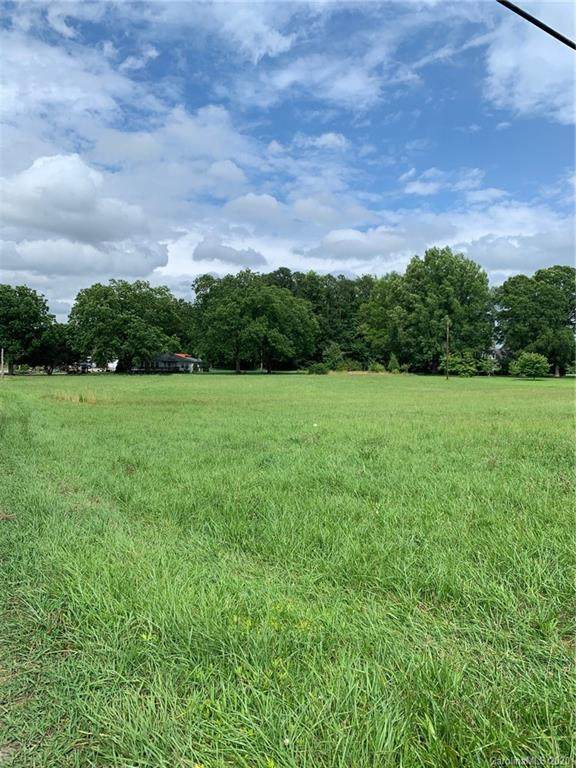 7340 Beatties Ford Road - Photo 1