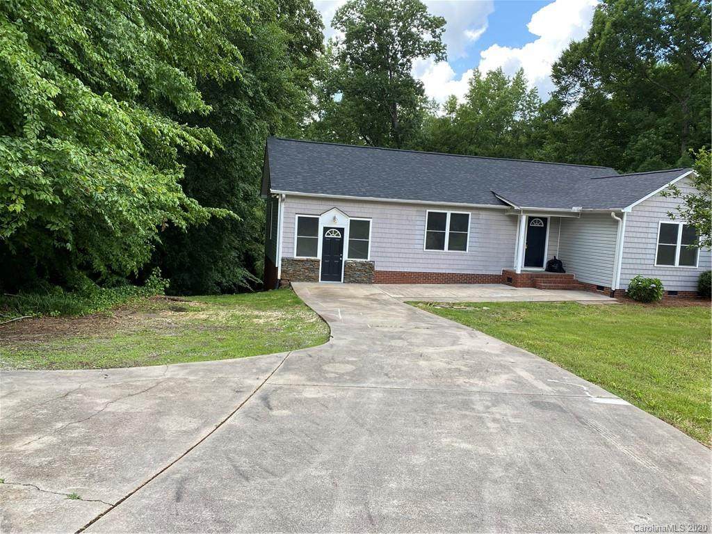 170 Birchwood Drive - Photo 1