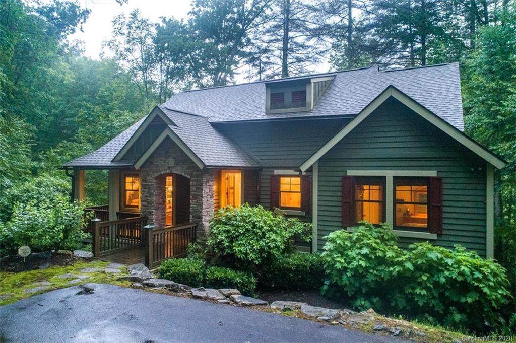 90 Woodbridge Drive - Photo 1
