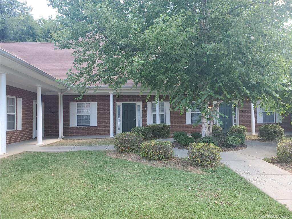 7120 Somerset Springs Drive - Photo 1