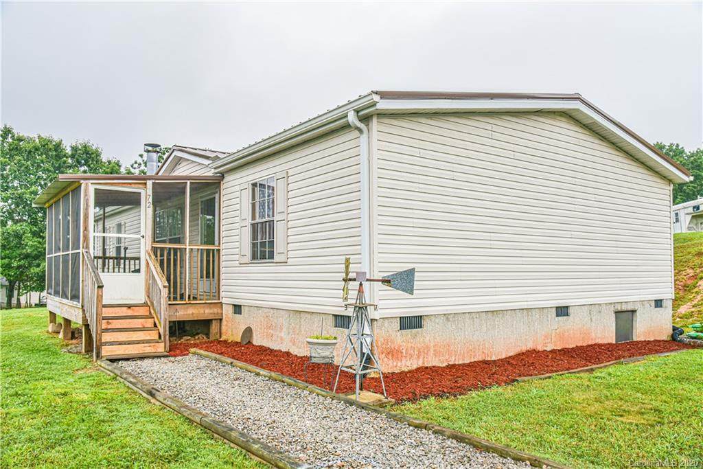 86 Buttercup Lane - Photo 1